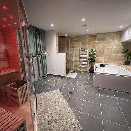 Apartmán Appart Spa Privatif Laon Exteriér fotografie